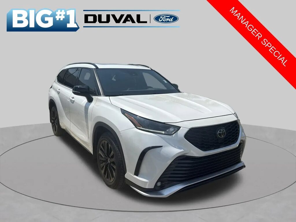 2023 Toyota Highlander XSE — photo 1 of 13