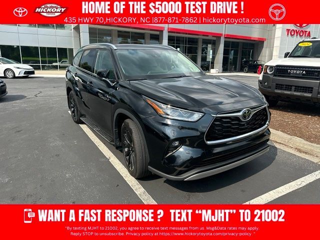 2025 Toyota Highlander Platinum
