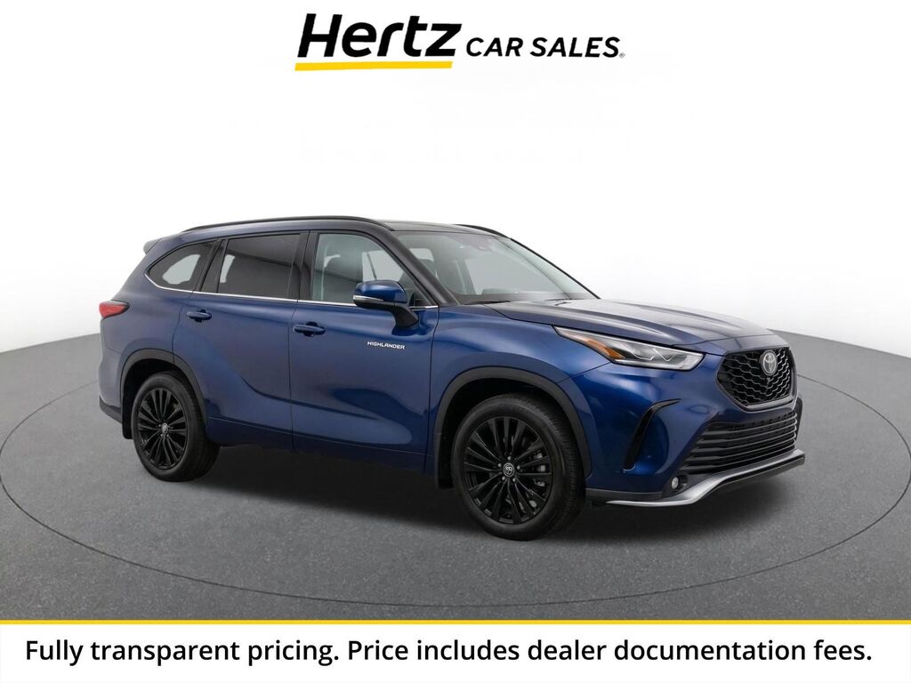 2025 Toyota Highlander XSE — photo 1 of 8