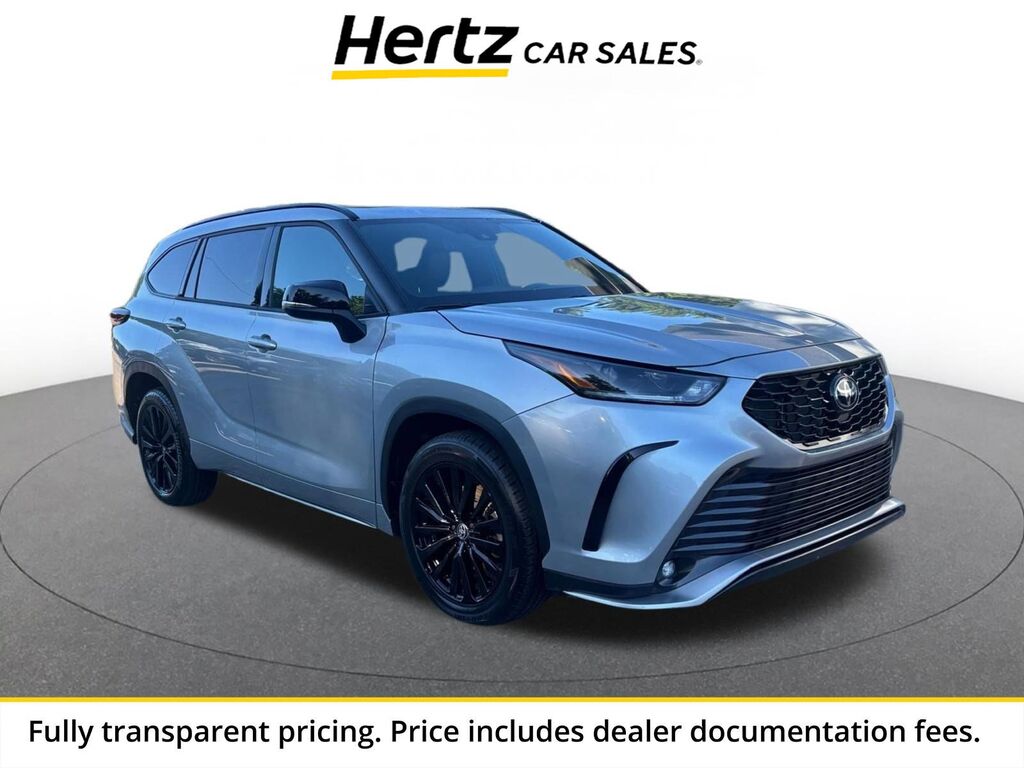 2025 Toyota Highlander XSE — photo 1 of 1