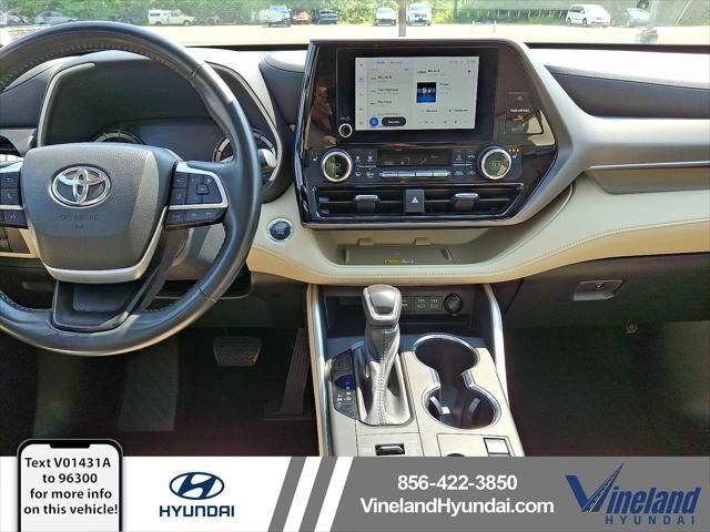 2023 Toyota Highlander XLE