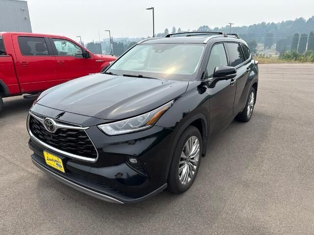 2023 Toyota Highlander L