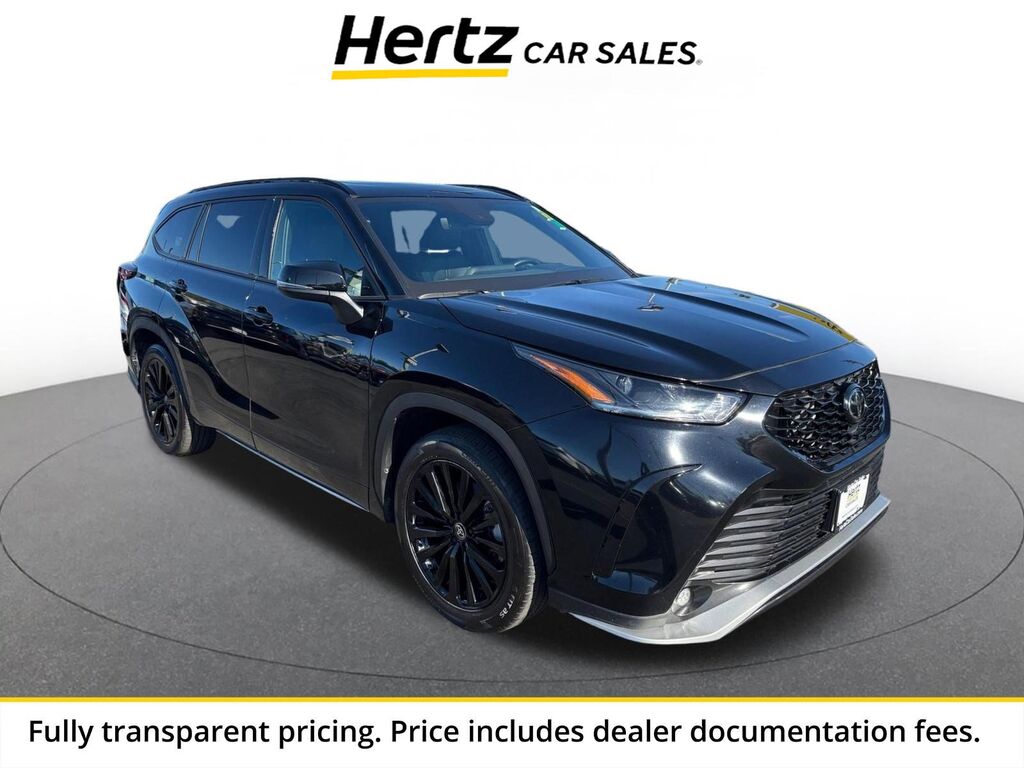2025 Toyota Highlander XSE — photo 1 of 11