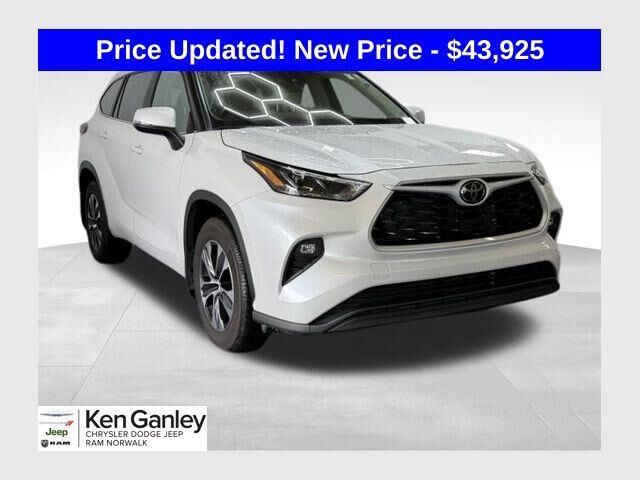2025 Toyota Highlander XLE