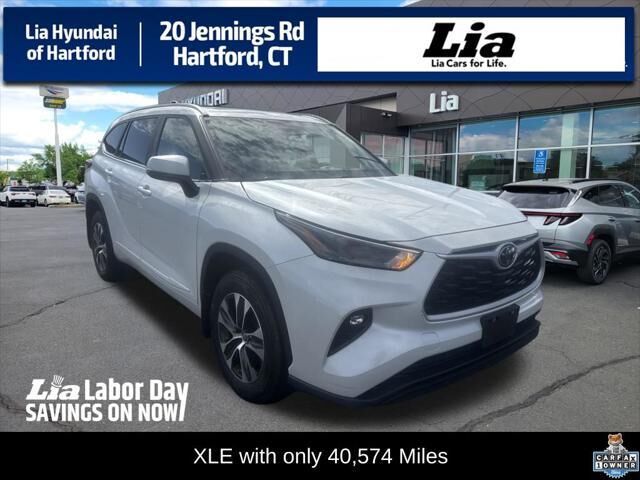 2023 Toyota Highlander XLE