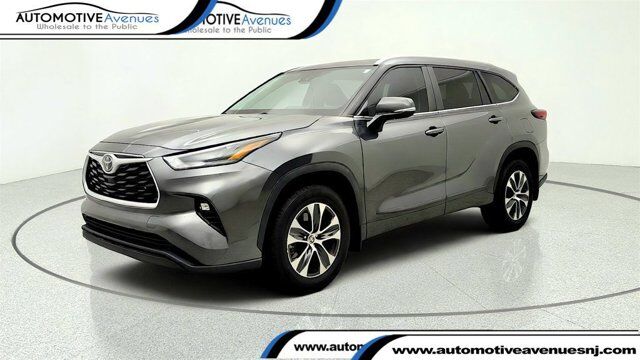2024 Toyota Highlander XLE