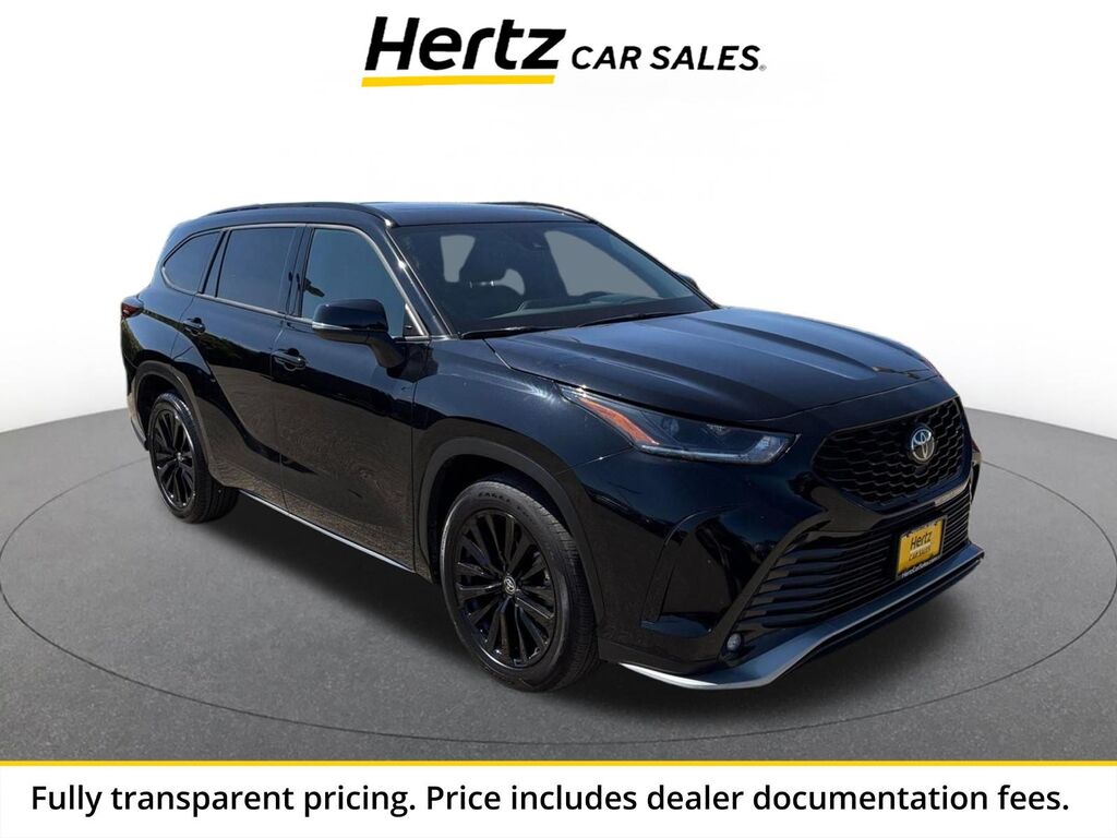 2025 Toyota Highlander XSE — photo 1 of 11