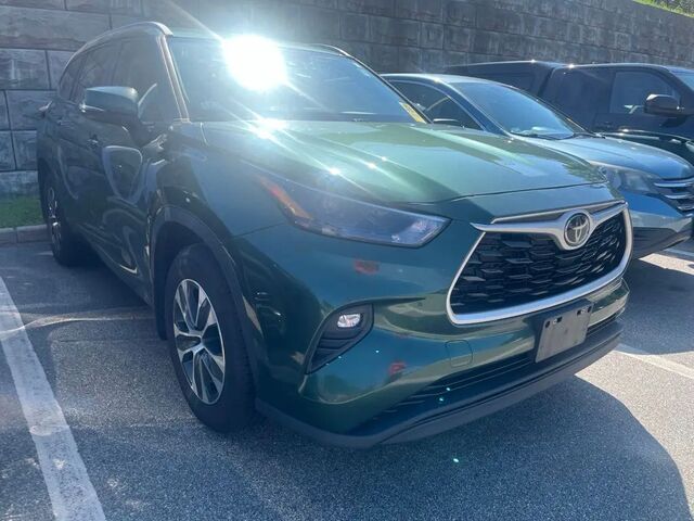 2023 Toyota Highlander LE