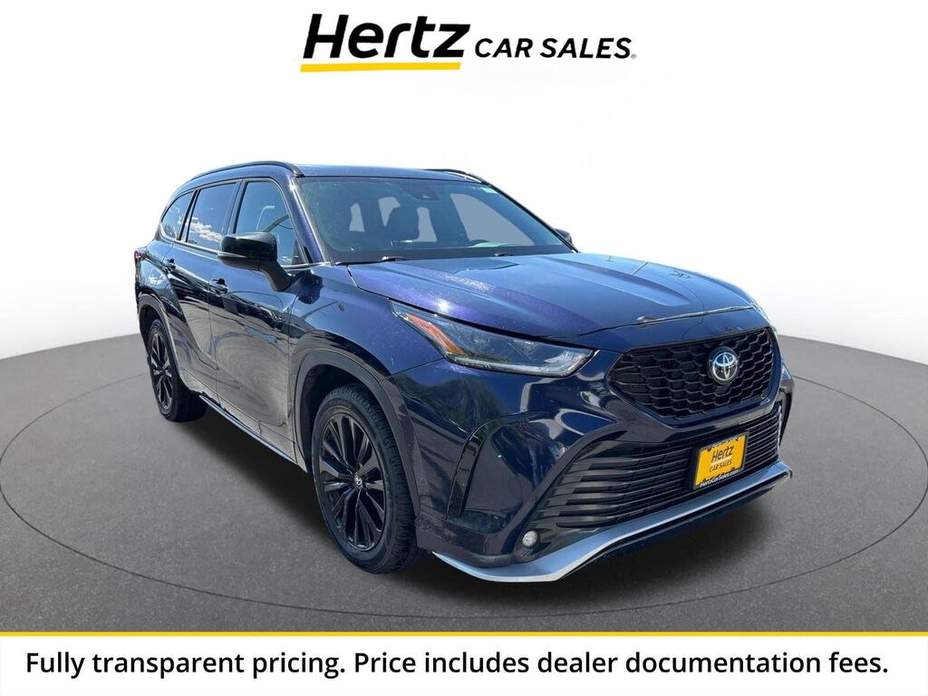 2025 Toyota Highlander XSE — photo 1 of 1