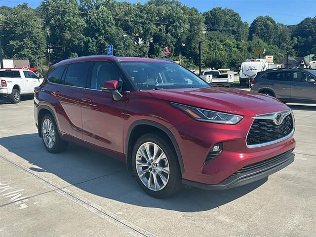 2025 Toyota Highlander Limited