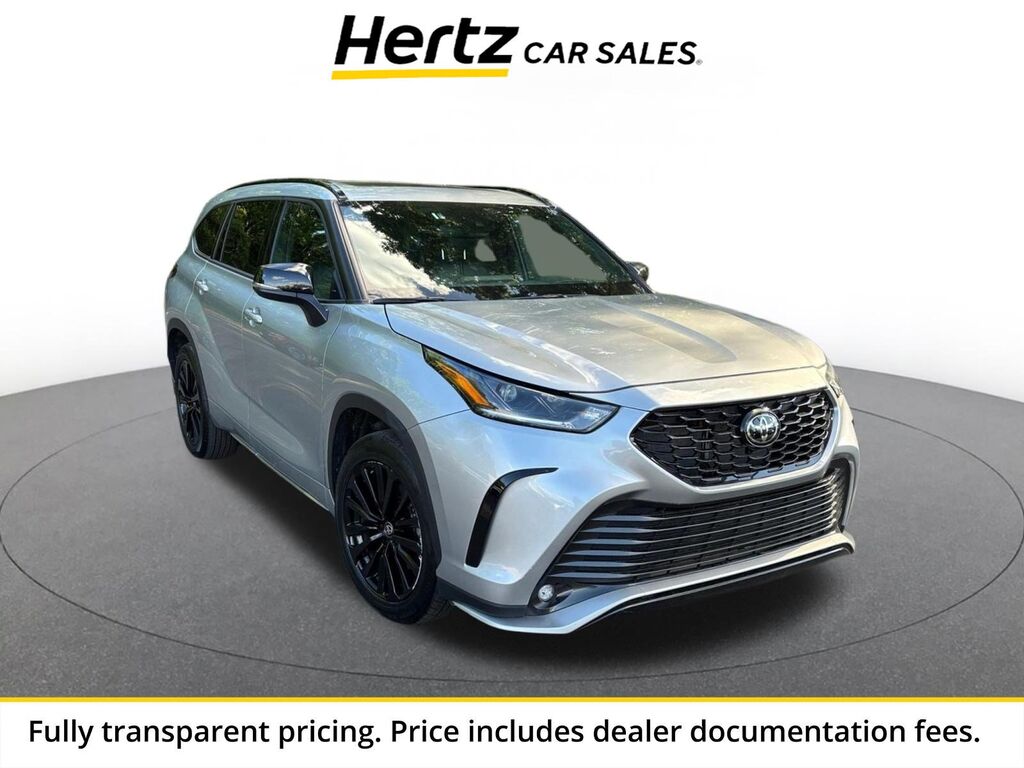 2025 Toyota Highlander XSE — photo 1 of 1