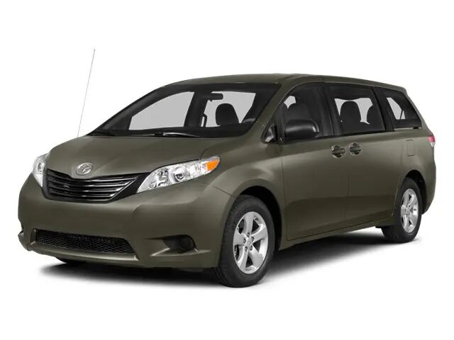 2014 Toyota Sienna LE 7-Passenger Auto Access Seat