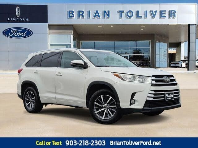 2018 Toyota Highlander SE