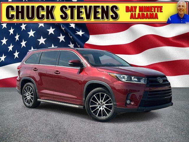 2017 Toyota Highlander XLE — photo 1 of 13