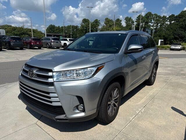 2018 Toyota Highlander SE