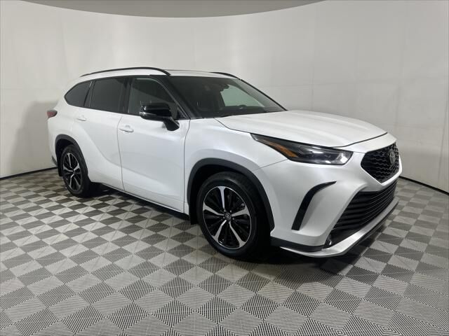 2022 Toyota Highlander XSE
