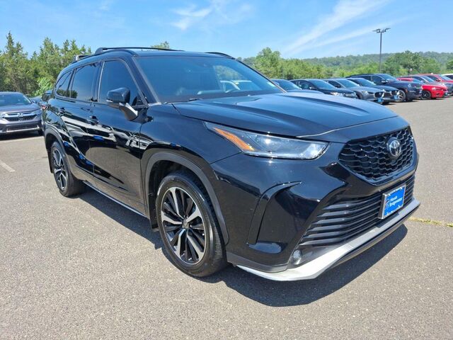 2022 Toyota Highlander XSE