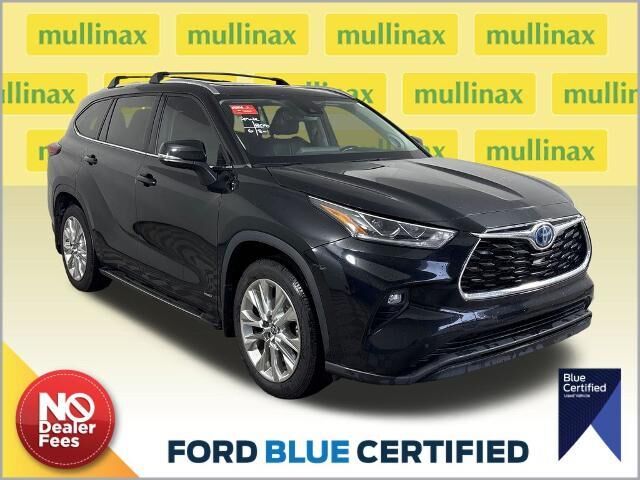 2023 Toyota Highlander Hybrid Limited — photo 1 of 13