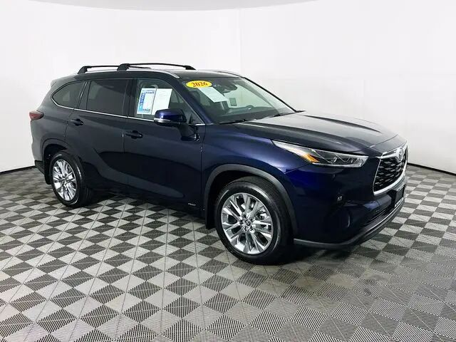 2026 Toyota Highlander Hybrid Limited