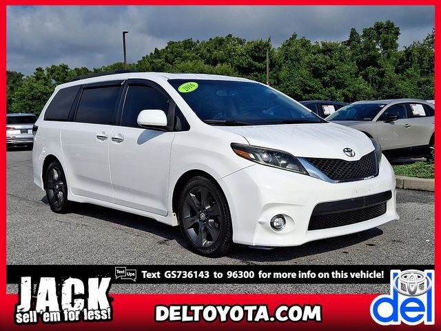 2016 Toyota Sienna SE