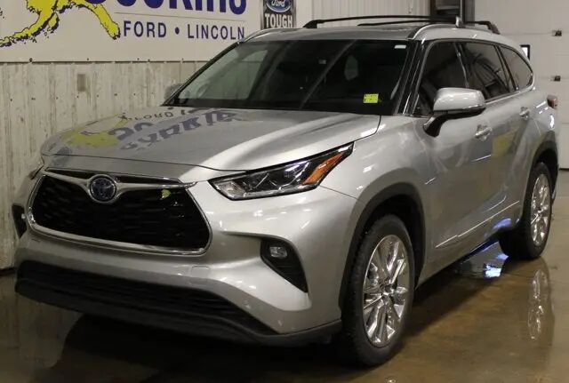 2023 Toyota Highlander Hybrid Limited