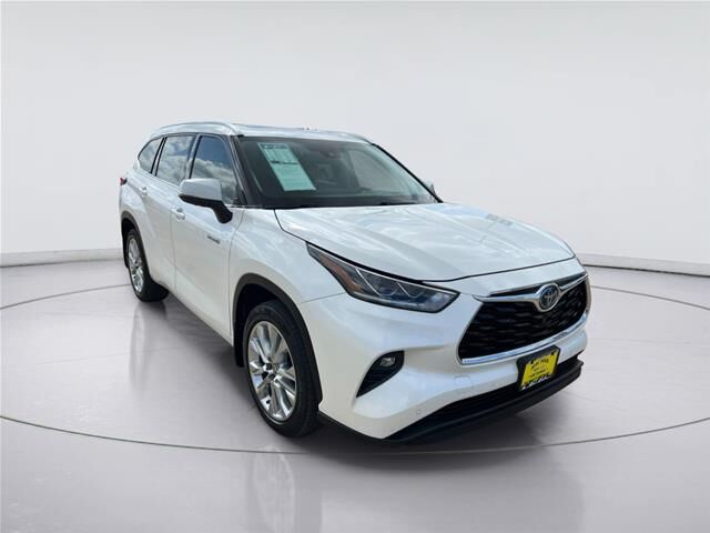 2021 Toyota Highlander Hybrid Limited — photo 1 of 13
