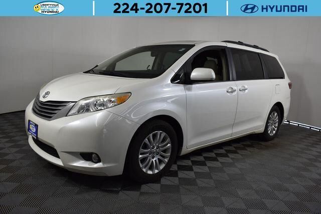 2015 Toyota Sienna Limited 7-Passenger
