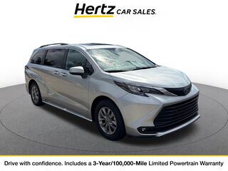 2025 Toyota Sienna XLE
