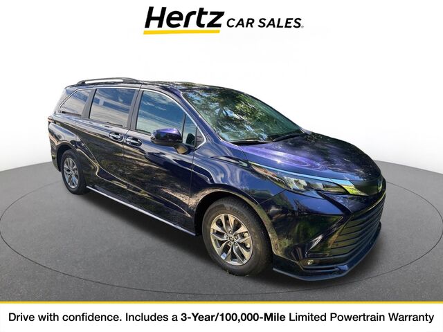 2025 Toyota Sienna XLE