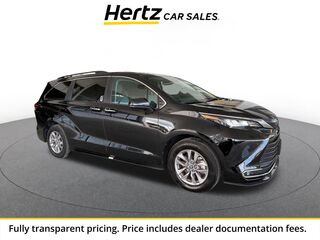 2024 Toyota Sienna XLE