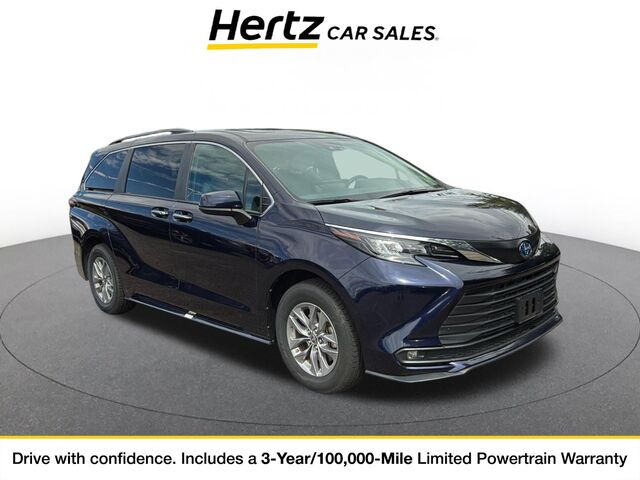 2025 Toyota Sienna XLE