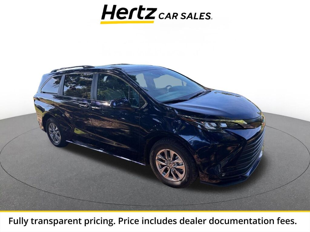 2025 Toyota Sienna XLE — photo 1 of 1