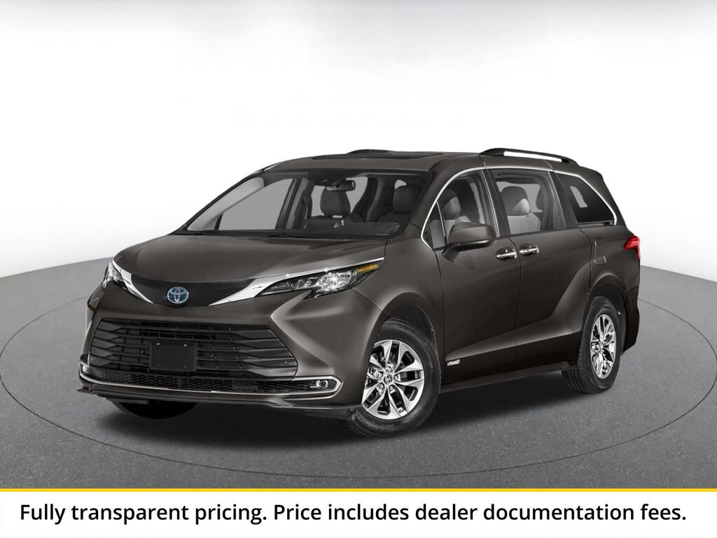2024 Toyota Sienna XLE — photo 1 of 1