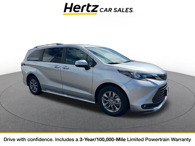 2025 Toyota Sienna XLE