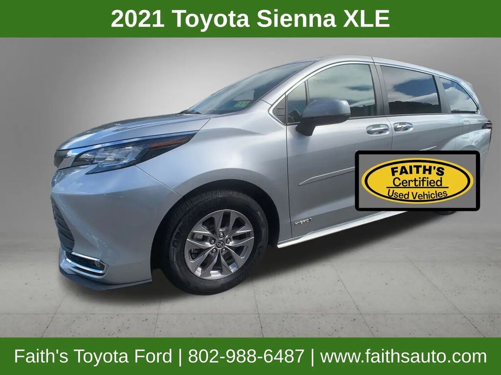 2021 Toyota Sienna XLE 7-Passenger — photo 1 of 13