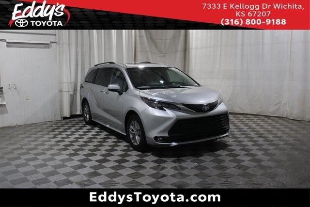 2025 Toyota Sienna XLE 8-Passenger