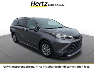 2025 Toyota Sienna XLE
