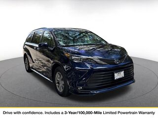 2025 Toyota Sienna XLE
