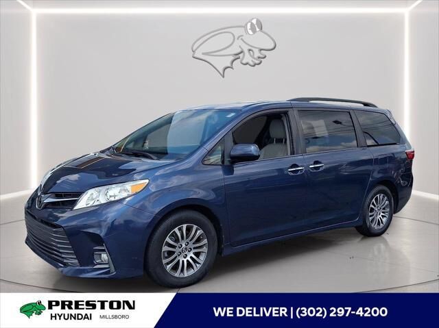 2020 Toyota Sienna Limited Premium 7-Passenger
