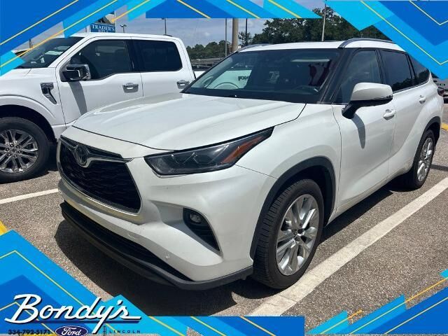 2022 Toyota Highlander Limited