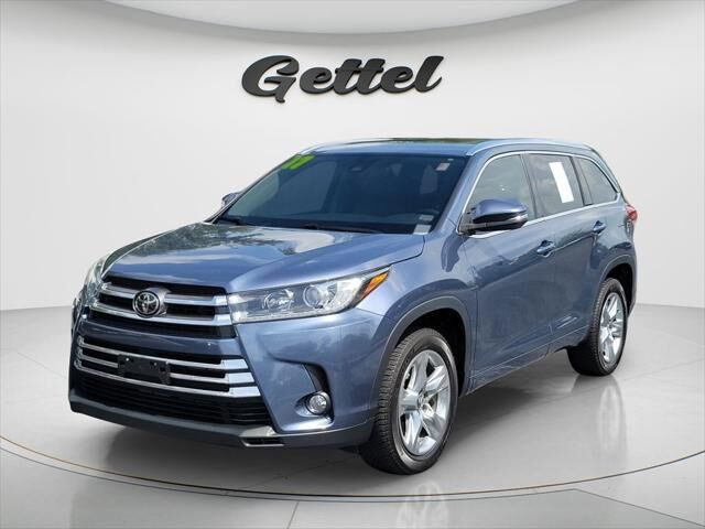 2017 Toyota Highlander Limited