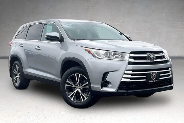 2019 Toyota Highlander LE
