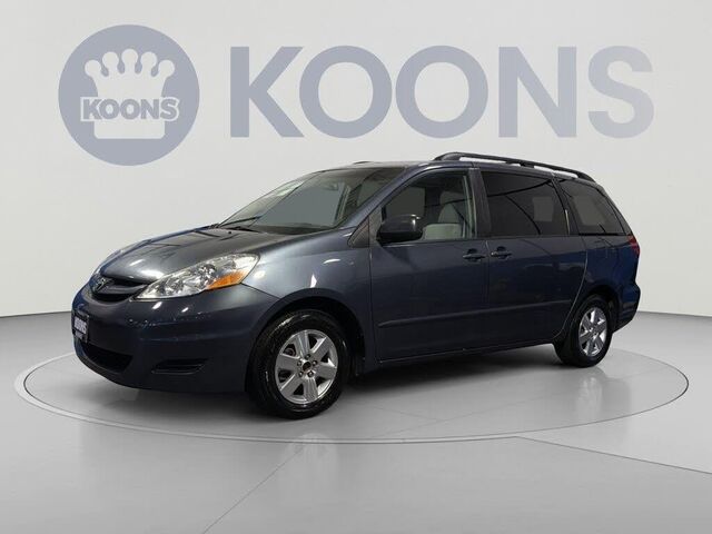 2009 Toyota Sienna CE 7-Passenger