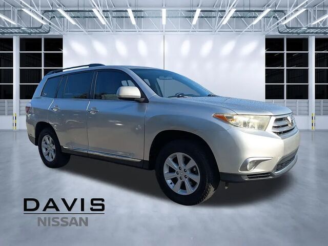 2013 Toyota Highlander SE