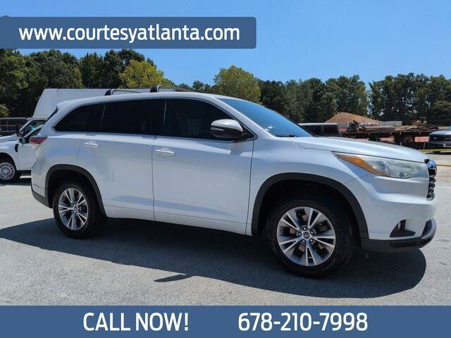 2016 Toyota Highlander LE