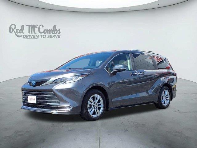 2025 Toyota Sienna Limited 7-Passenger