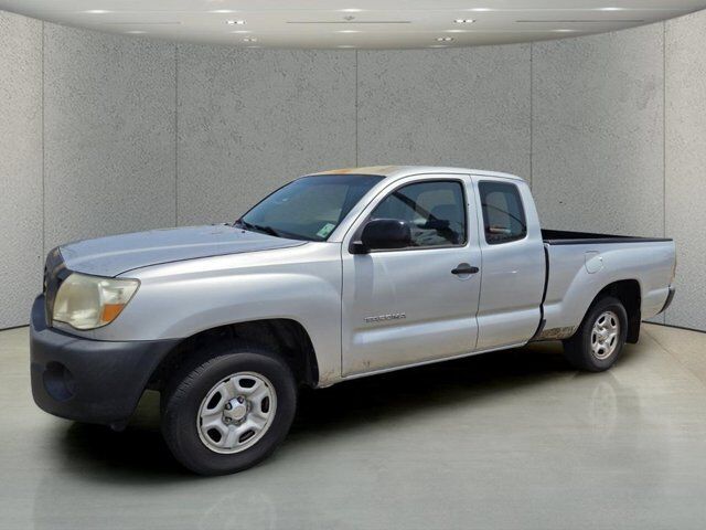 2006 Toyota Tacoma Base — photo 1 of 5