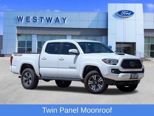 2018 Toyota Tacoma TRD Sport — photo 1 of 13