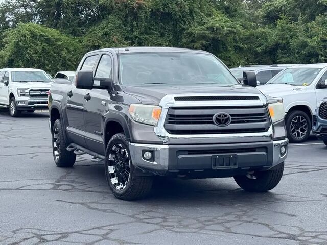 2014 Toyota Tundra SR5