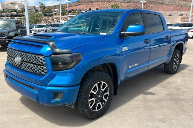 2018 Toyota Tundra SR5 — photo 1 of 1